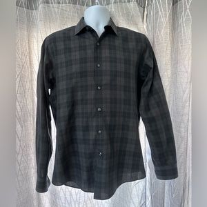 Bar lll Stretch Slim Fit Dress Shirt Men’s Medium - Black Plaid
